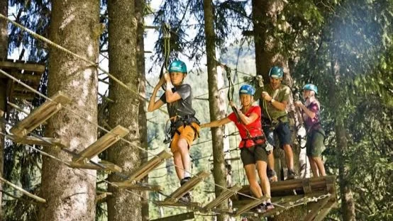 Outbound Malang + High Rope Challenge di Coban Rondo, Coban Rais, Taman Kemesraan