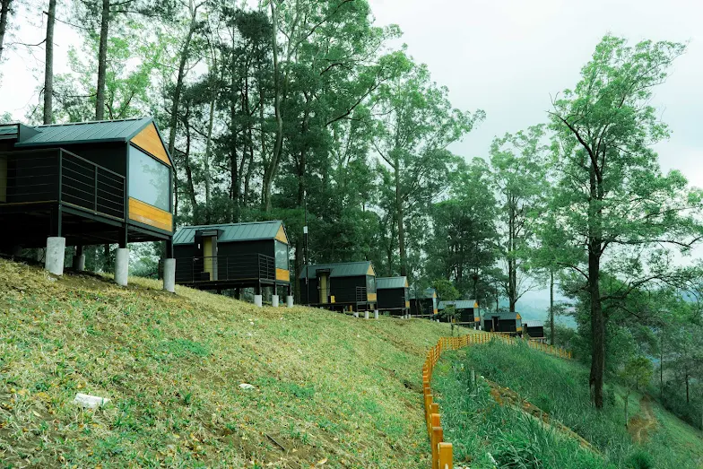 Lokasi glamping bobocabin Malang