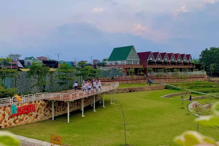 Fasilitas outdoor lengkap untuk paket outing Malang
