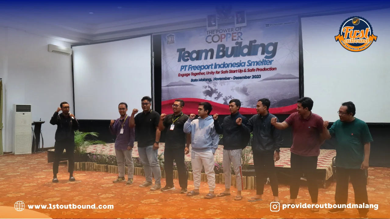 Sesi Night Journey dalam Outing Malang untuk Membangun Loyalitas