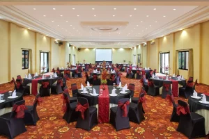 7 Rekomendasi Tempat Outbound Malang dengan Fasilitas Meeting Room Lengkap & Profesional