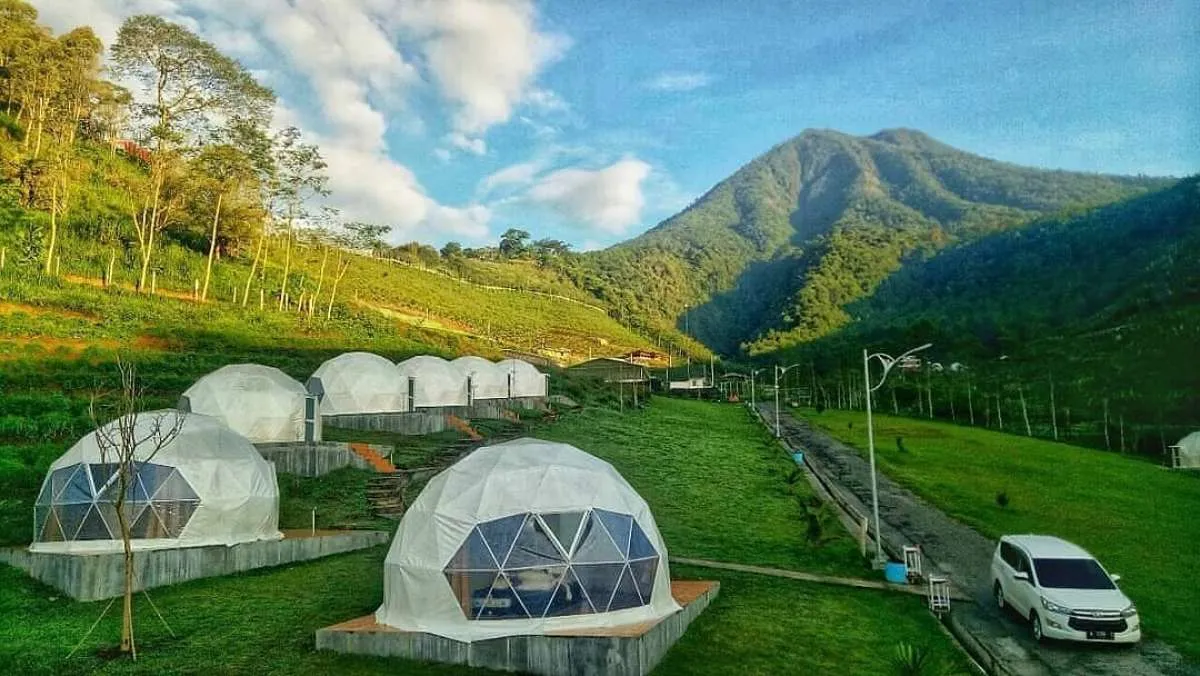 Corporate retreat dan gathering kantor di Lembah Indah Malang dengan konsep alam