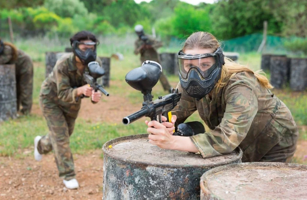 Keamanan paintball di Malang Raya: masker wajib, briefing safety, dan pengawasan instruktur selama permainan